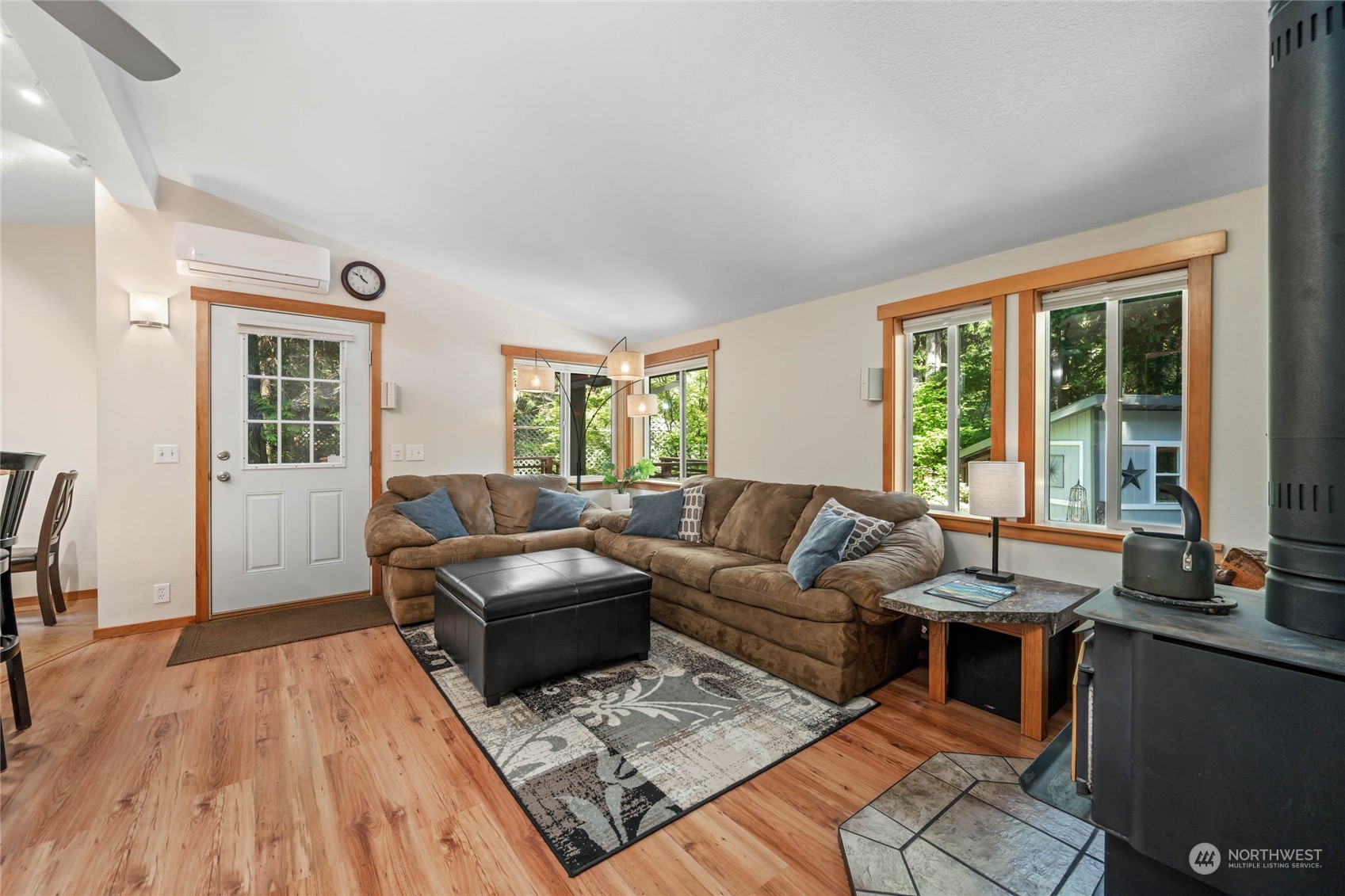 21009 Pinnacle Road Glacier, WA 98244 - Photo 12 of 29 Gallery Image 12