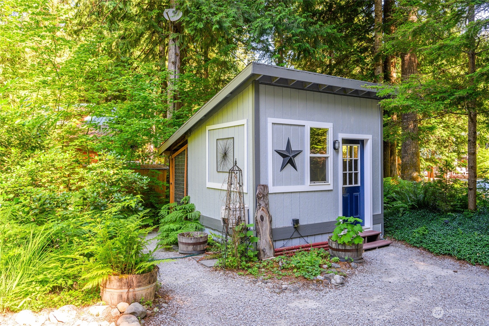 21009 Pinnacle Road Glacier, WA 98244 - Photo 28 of 29 Gallery Image 28