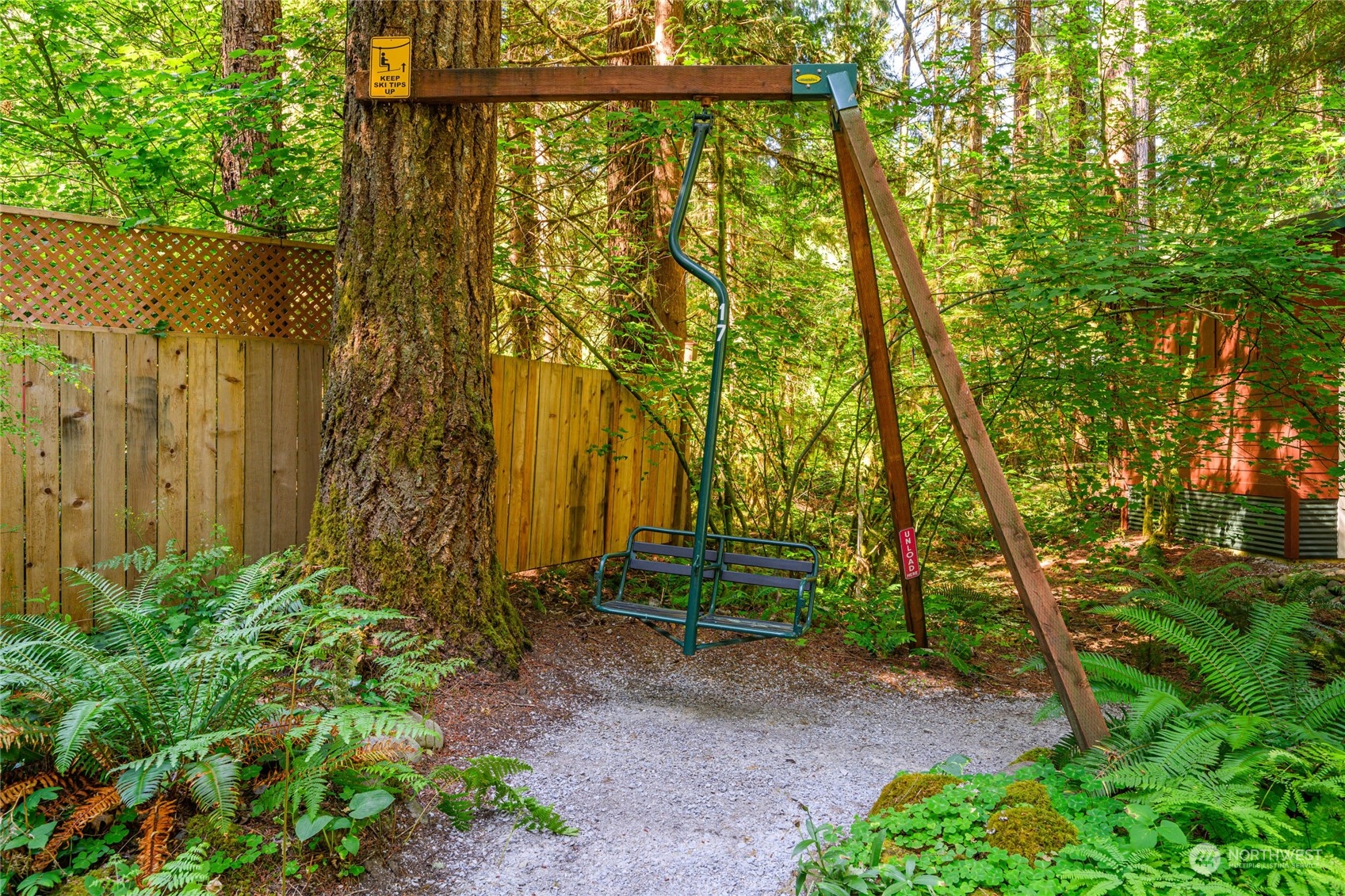 21009 Pinnacle Road Glacier, WA 98244 - Photo 8 of 29 Gallery Image 8