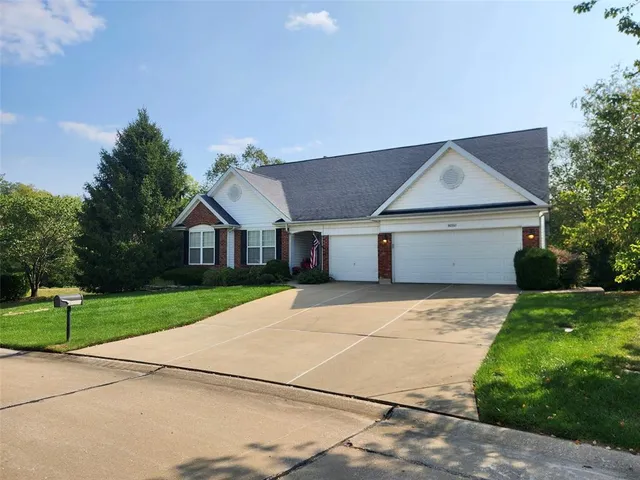 $3,500 | 8050 Knights Crossing Drive, O'Fallon, MO 63368