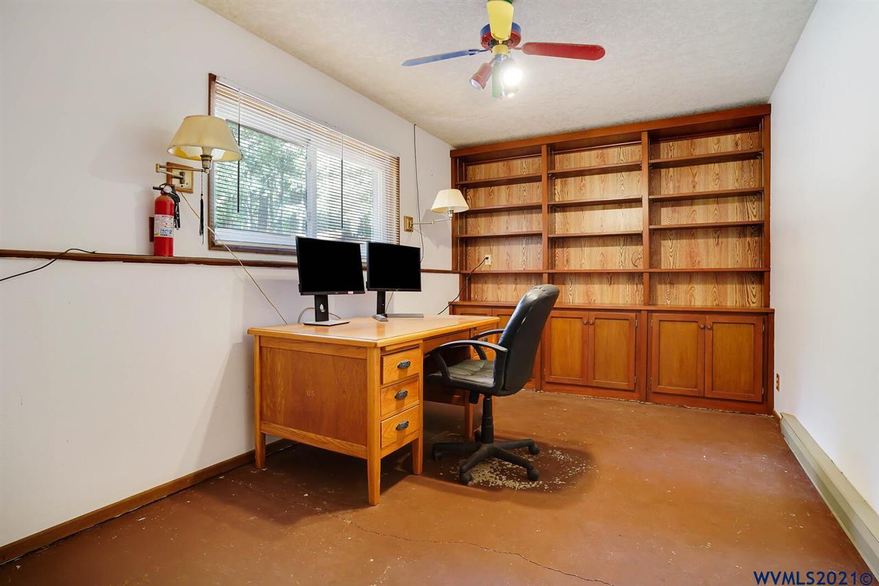 28277 Ridgeway Road Sweet Home, OR 97386 - Photo 15 of 39 Gallery Image 15