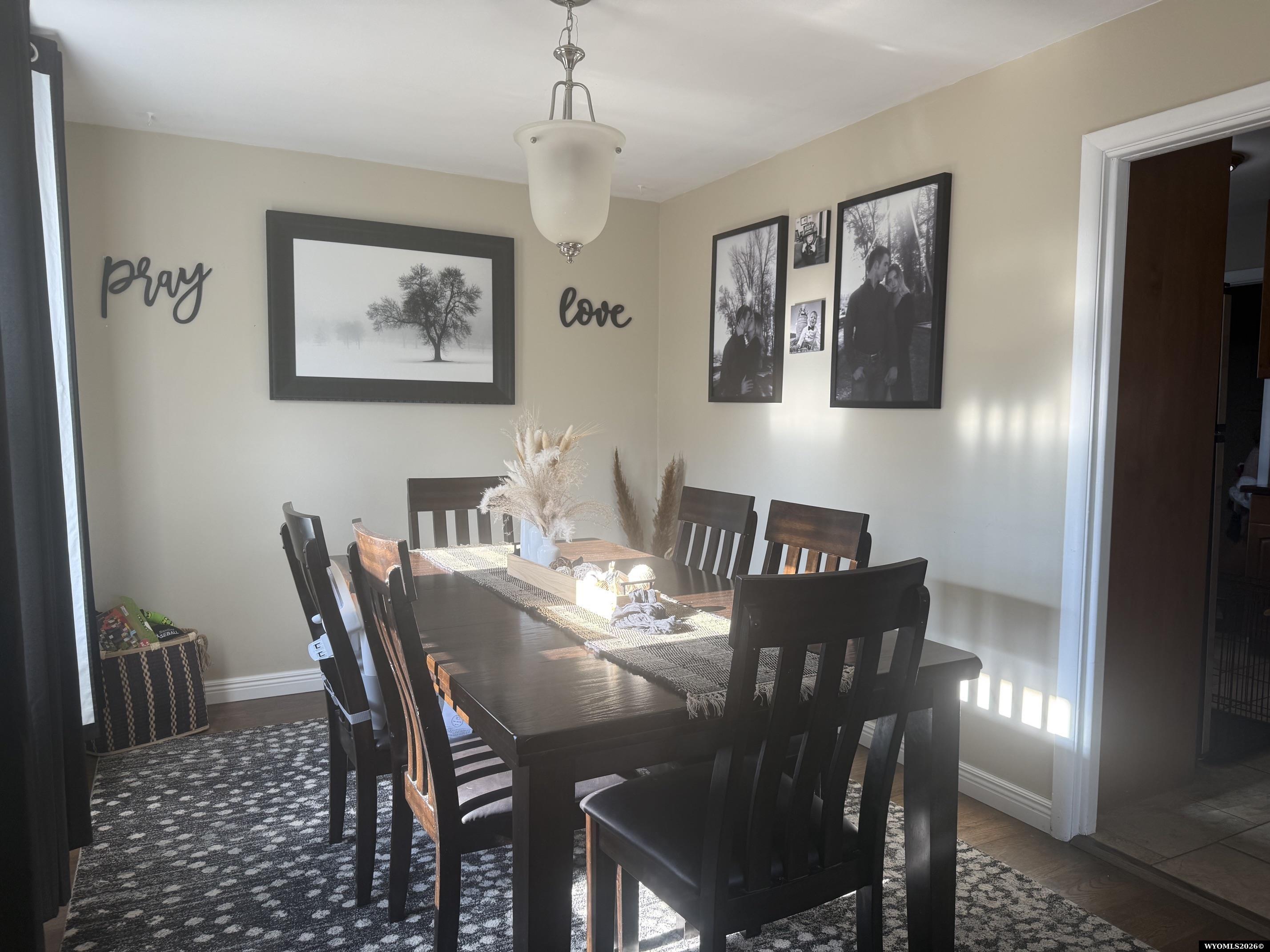 807 High Street Rawlins, WY 82301 - Photo 4 of 33