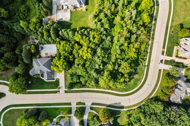 $120,000 | Quail Run Drive, Unit 33, Oshkosh, WI 54904