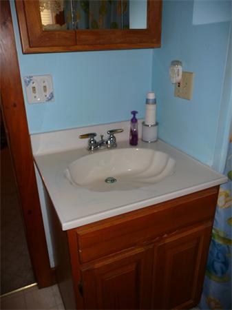 44 Pleasant Street Warren, MA 01092 - Photo 11 of 28 Gallery Image 11