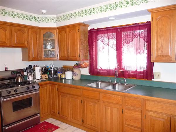 44 Pleasant Street Warren, MA 01092 - Photo 4 of 28 Gallery Image 4