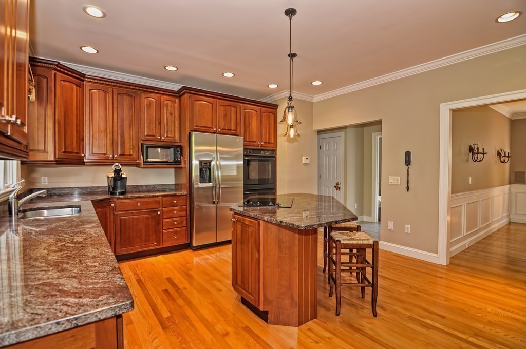 34 Falcon Ridge Drive Hopkinton, MA 01748 - Photo 14 of 29