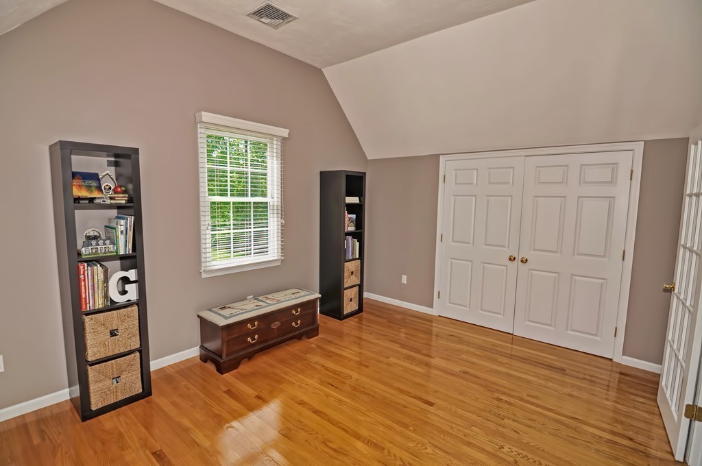 34 Falcon Ridge Drive Hopkinton, MA 01748 - Photo 22 of 29