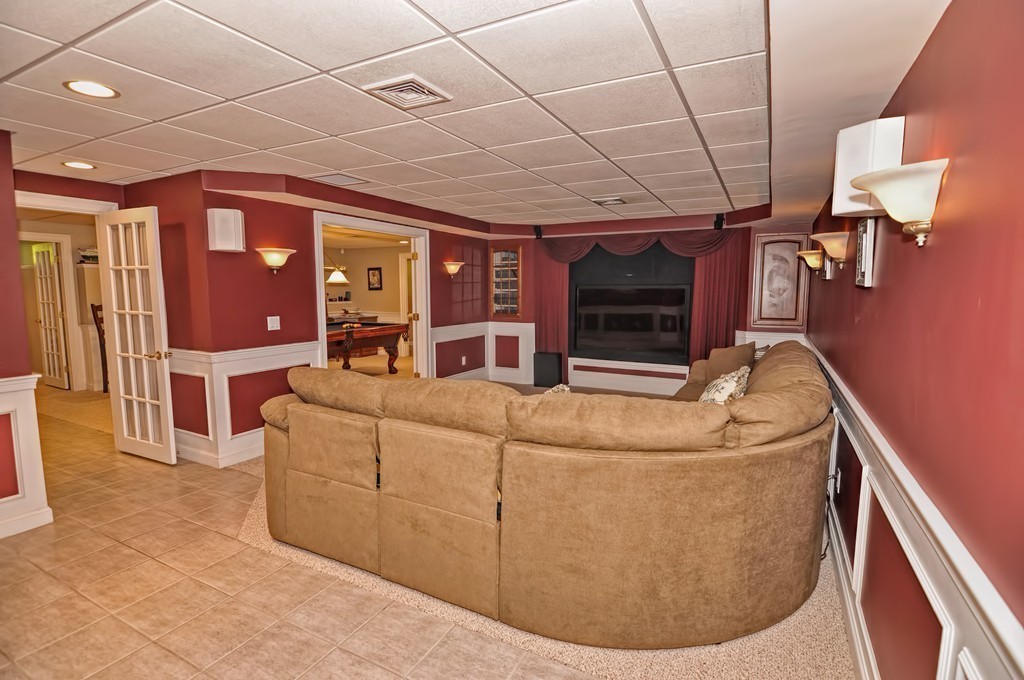 34 Falcon Ridge Drive Hopkinton, MA 01748 - Photo 23 of 29