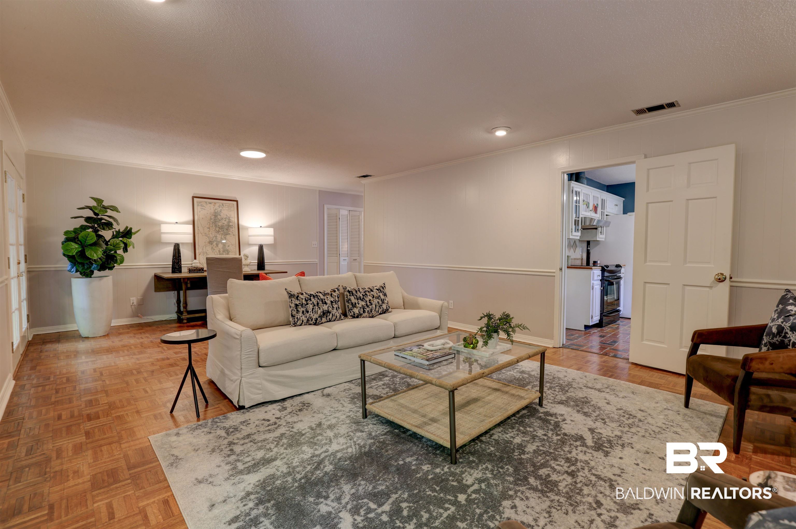 7312 Wild Oaks Road Fairhope, AL 36532 - Photo 9 of 32 Living Room