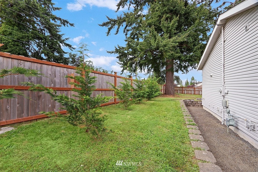 5927 Lowell Road Everett, WA 98203 - Photo 16 of 18