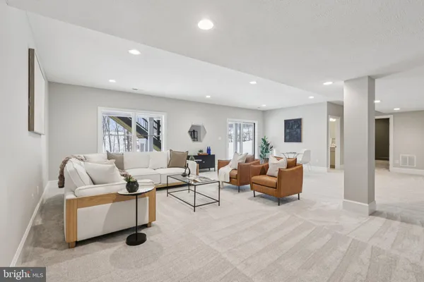 a view of a livingroom with a dishwasher