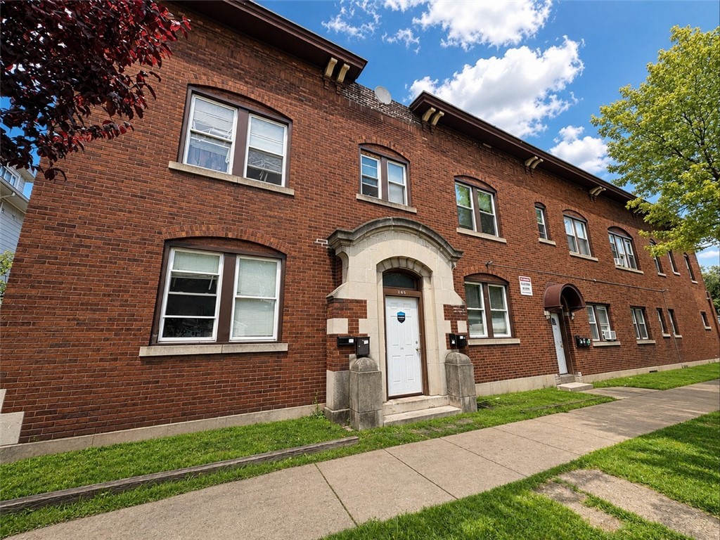 1052-1056 Dewey Avenue, Unit 1052 Rochester, NY 14613 - Photo 3 of 24