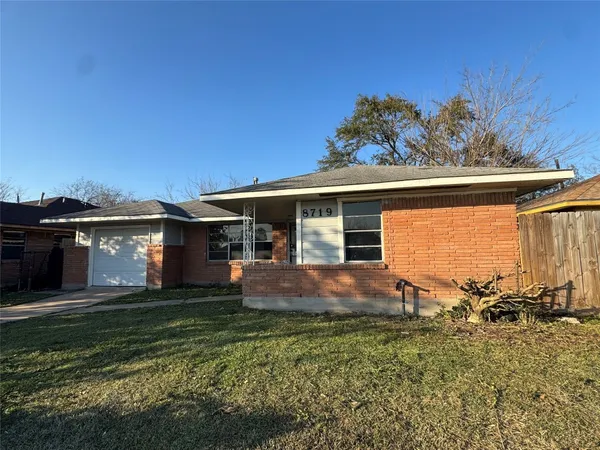 $1,500 | 8719 Tilgham Street, Houston, TX 77029