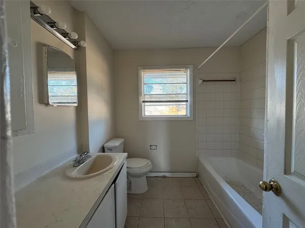 $1,500 | 8719 Tilgham Street, Houston, TX 77029