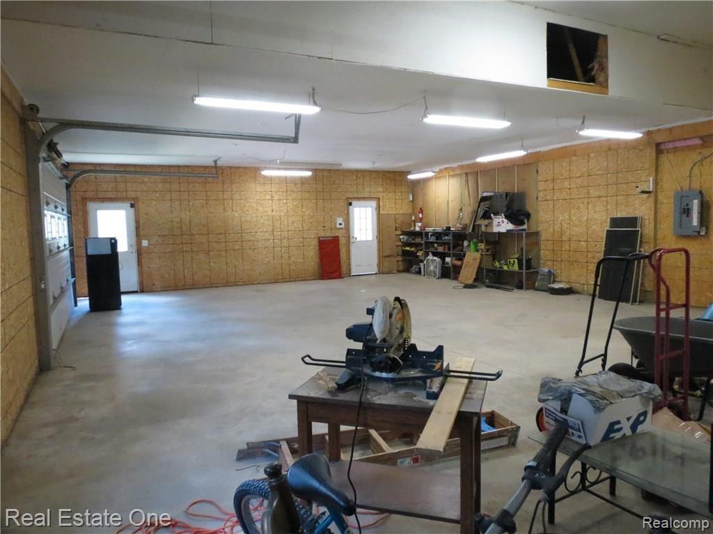 3121 Brewer Road Howell, MI 48855 - Photo 33 of 41 032.JPG