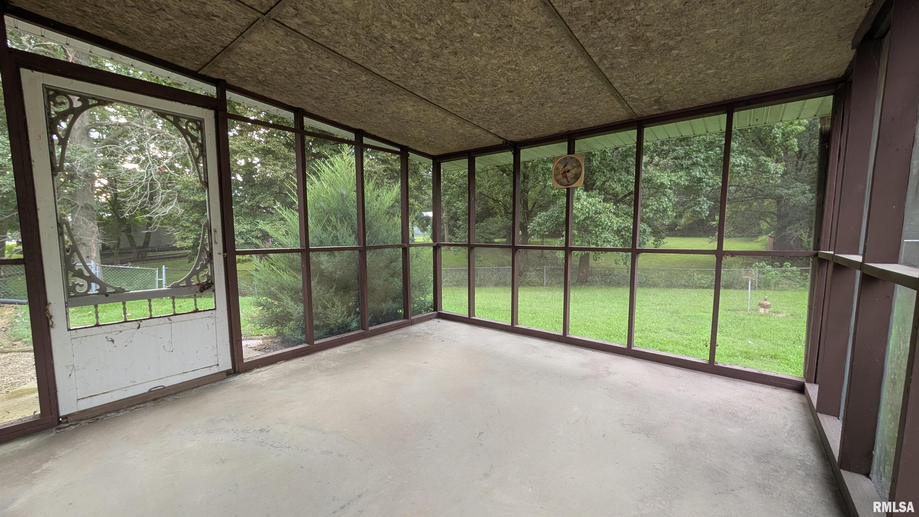 4487 Davis Road Pawnee, IL 62558 - Photo 22 of 34 Gallery Image 22