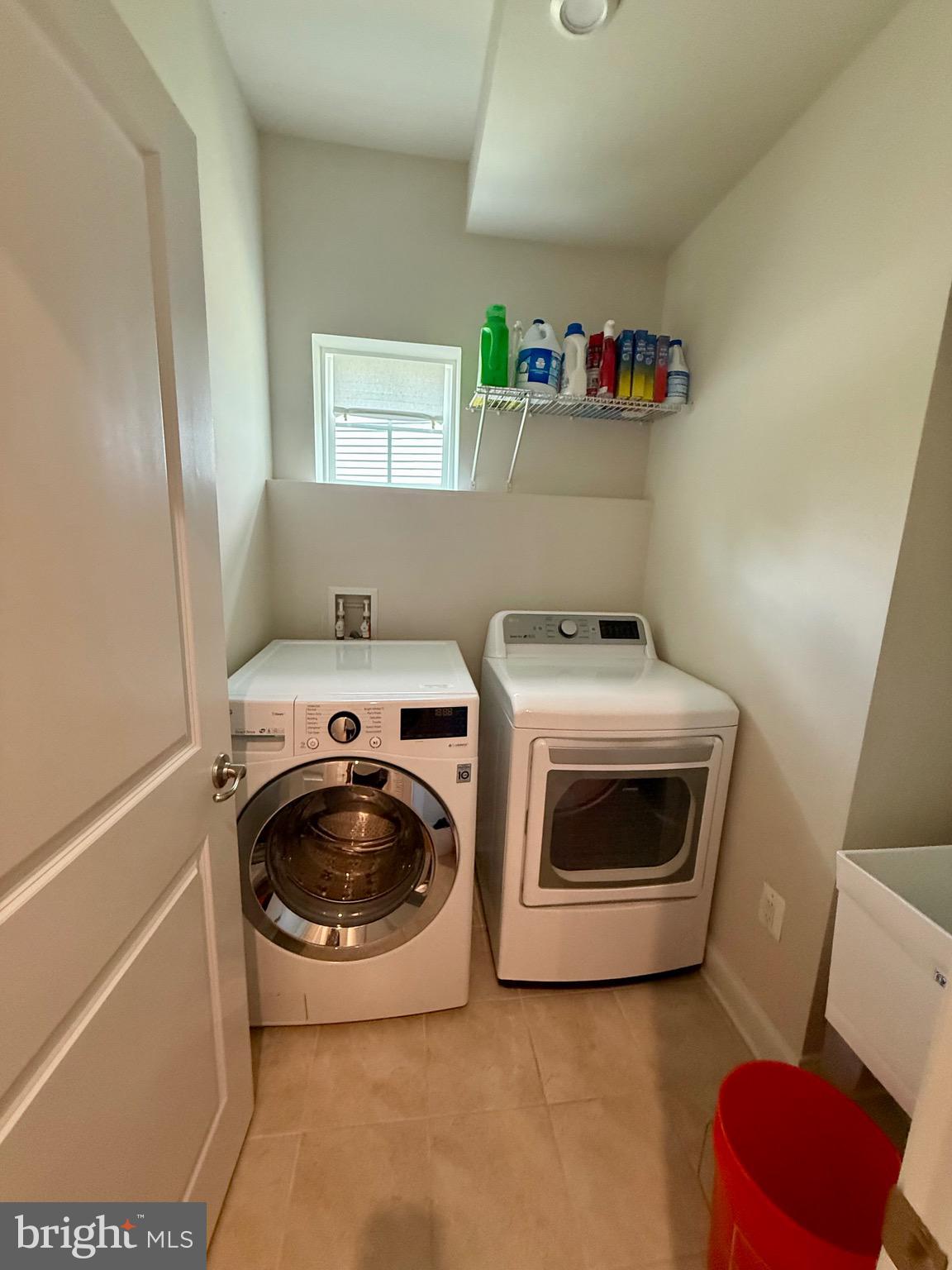 3148 Sunny Ridge Drive Odenton, MD 21113 - Photo 14 of 32 a utility room with dryer and washer