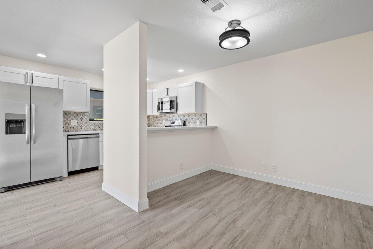 4587 Cherry Road West Palm Beach, FL 33417 - Photo 7 of 19 JLC_7743