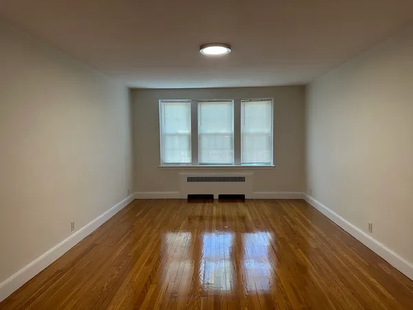 $2,600 | 24 Concord Avenue, Unit 111, Cambridge, MA 02138