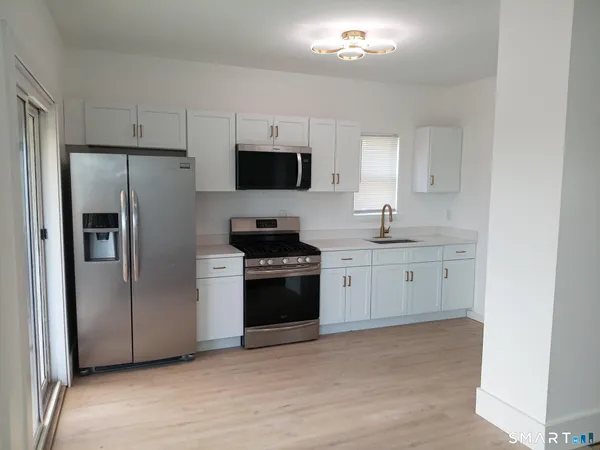 $4,000 | 105 Hillside Avenue, New Haven, CT 06512