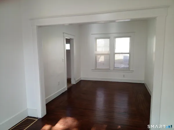 $4,000 | 105 Hillside Avenue, New Haven, CT 06512