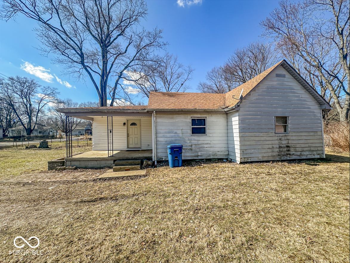 6616 Thompson Road Indianapolis, IN 46241 - Photo 4 of 35