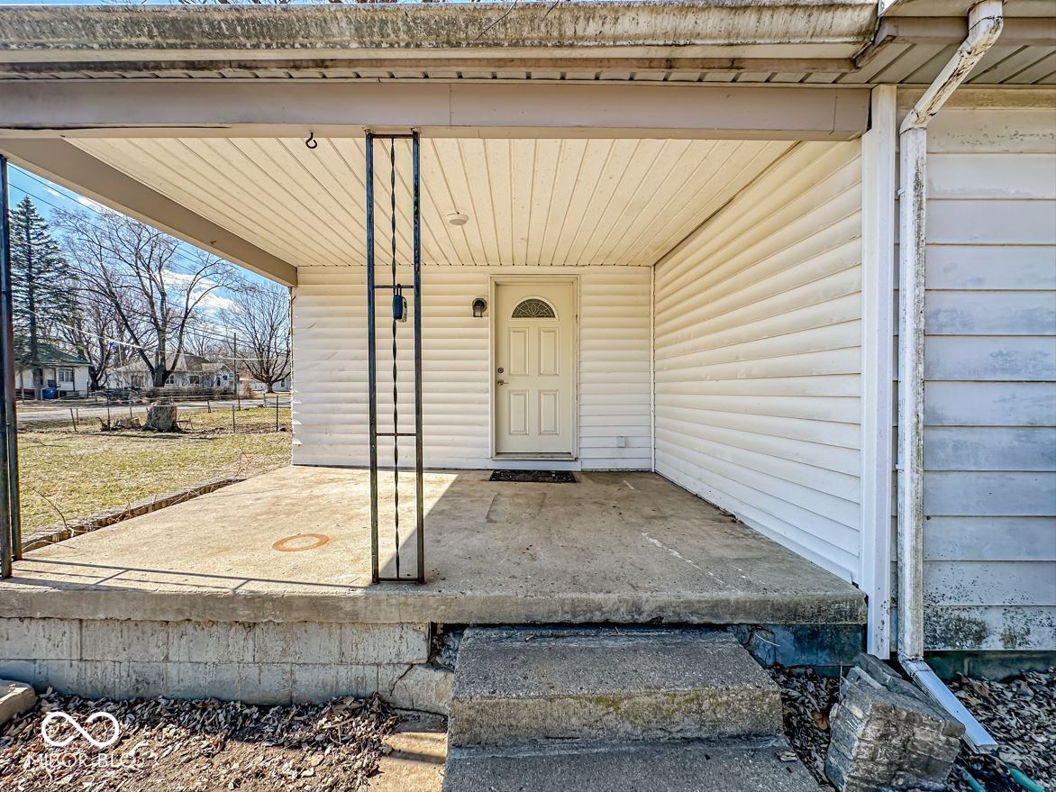 6616 Thompson Road Indianapolis, IN 46241 - Photo 8 of 35