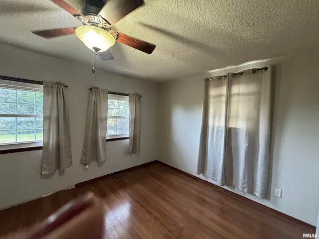 $220,000 | 14517 Elmore Road, Elmwood, IL 61529