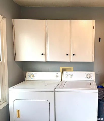 $220,000 | 14517 Elmore Road, Elmwood, IL 61529