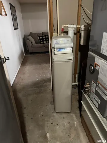 $220,000 | 14517 Elmore Road, Elmwood, IL 61529