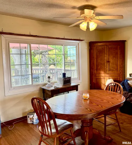 $220,000 | 14517 Elmore Road, Elmwood, IL 61529