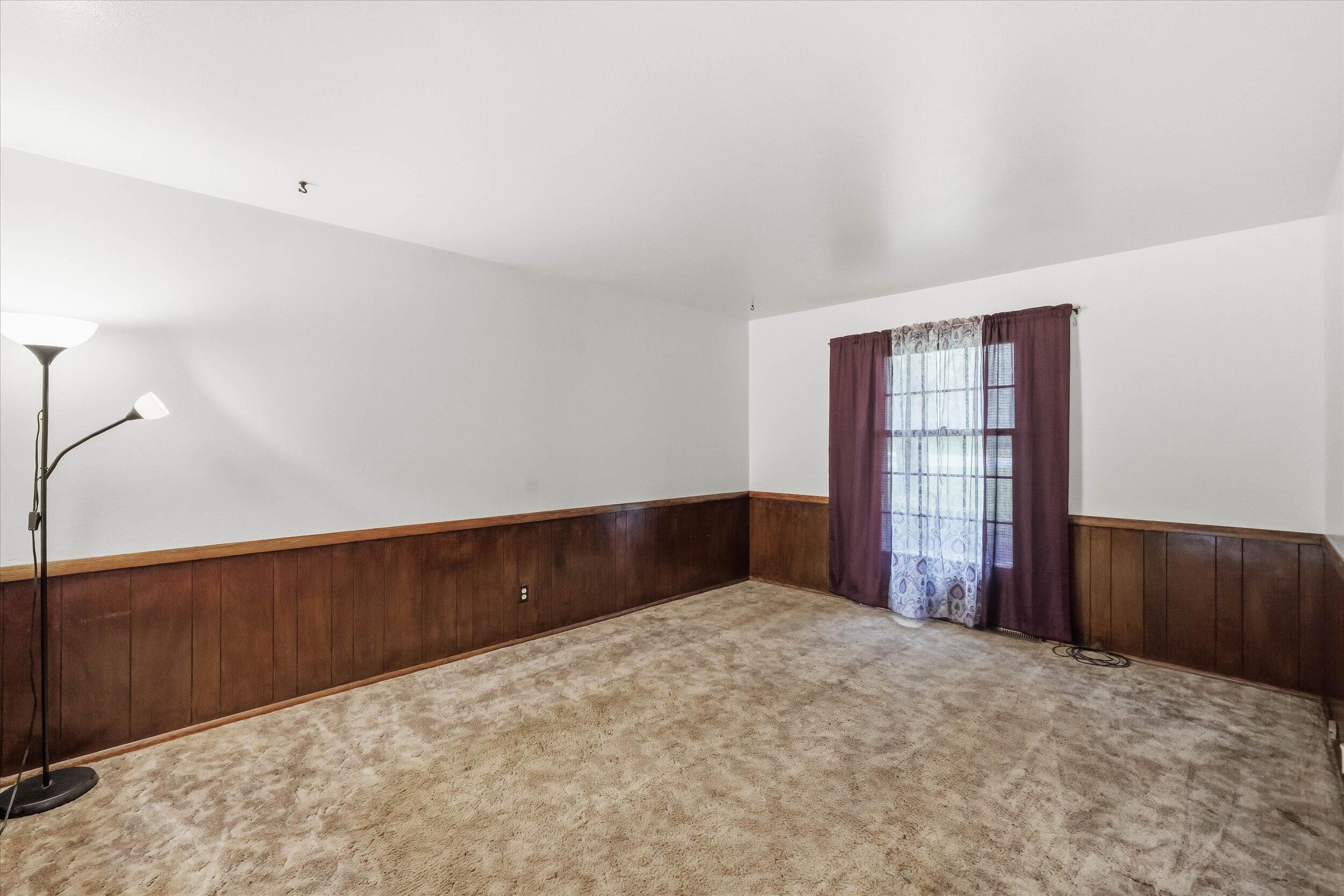 2517 West Chestnut Road Mequon, WI 53092 - Photo 14 of 59 14-Family Room