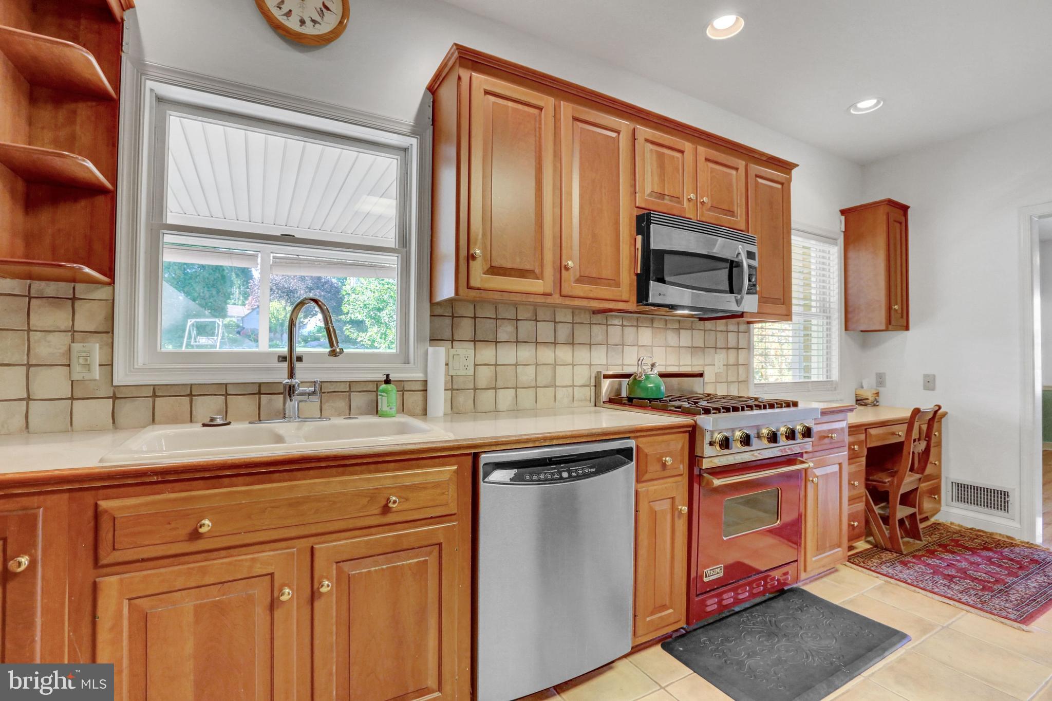 355 Vesper Road Hershey, PA 17033 - Photo 11 of 32