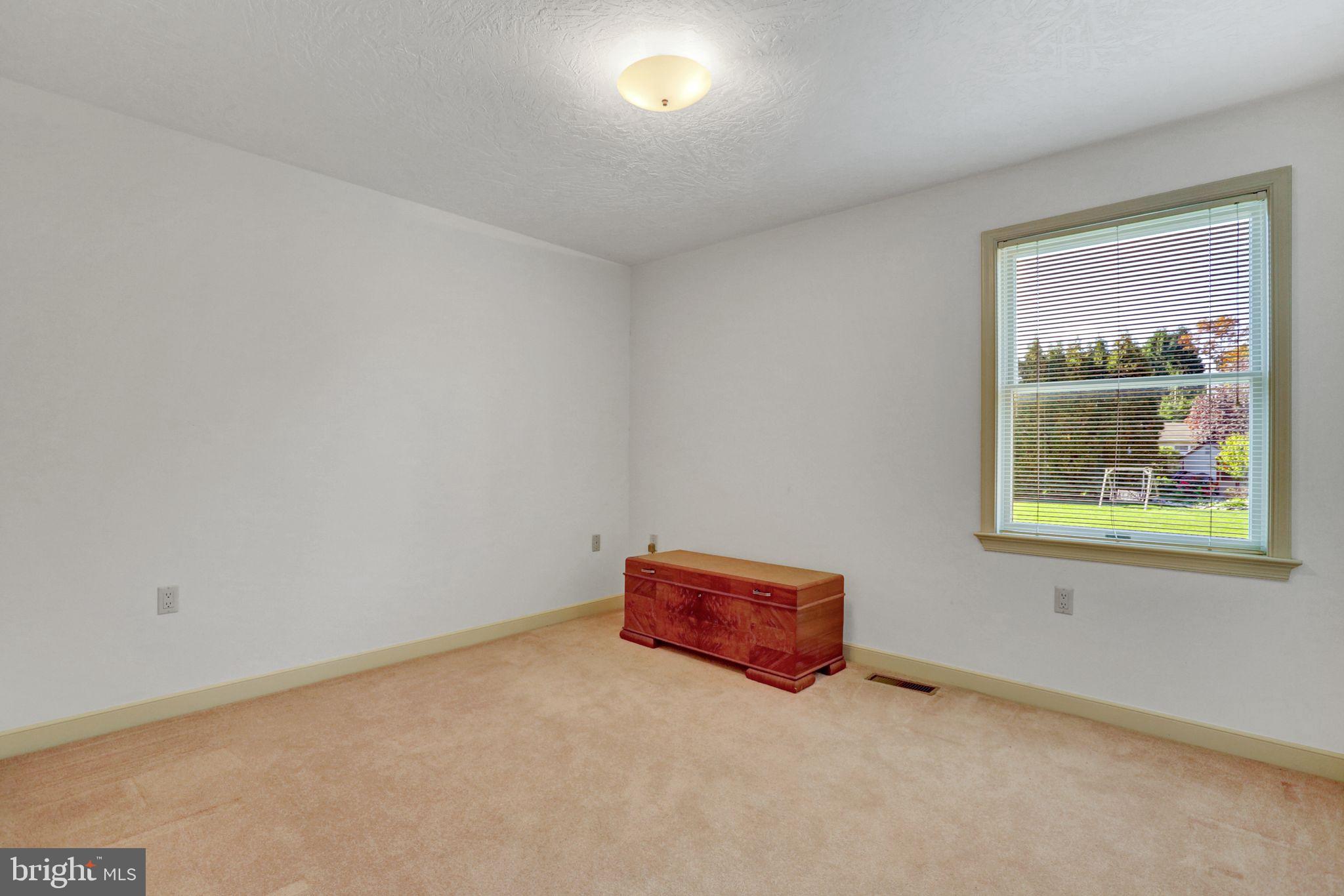 355 Vesper Road Hershey, PA 17033 - Photo 23 of 32