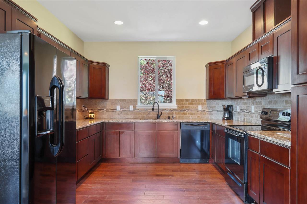 5218 Stanton Road, Unit A Deer Park, WA 99006 - Photo 9 of 20 Gallery Image 9