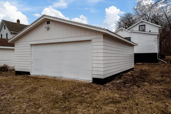 $173,900 | 610 North Prospect Street, Rockford, IL 61107