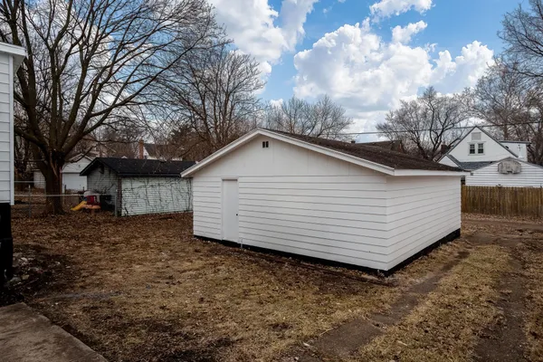 $173,900 | 610 North Prospect Street, Rockford, IL 61107