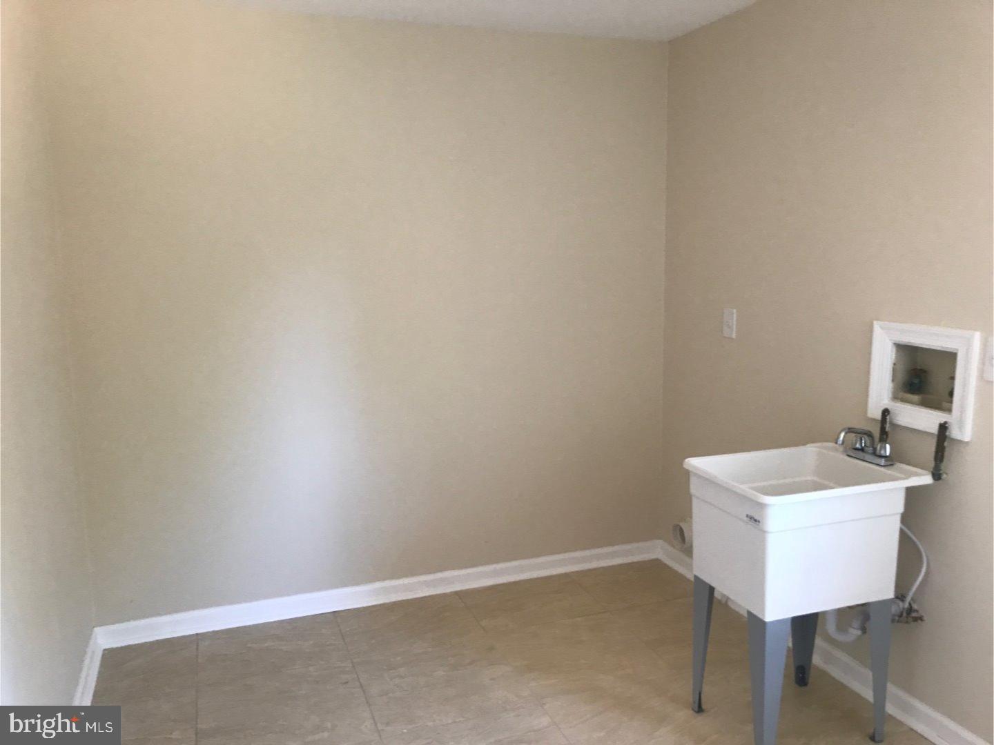 326 Fox Chase Road Clarksboro, NJ 08020 - Photo 6 of 19 Gallery Image 6