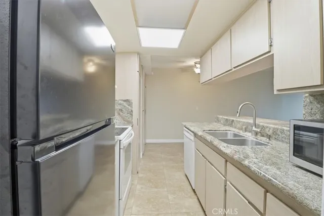 $430,000 | 1517 East Garfield, Unit 32, Glendale, CA 91205