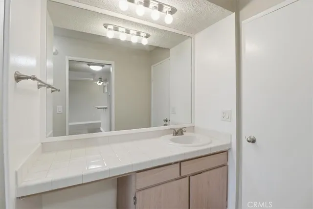 $430,000 | 1517 East Garfield, Unit 32, Glendale, CA 91205