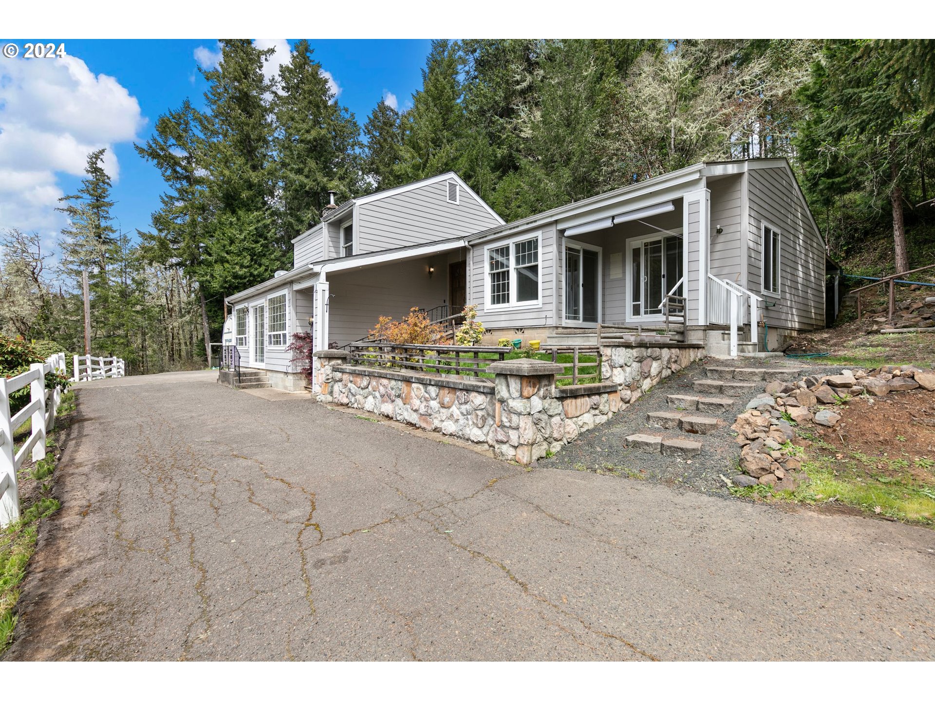 2480 Bennett Creek Road Cottage Grove, OR 97424 - Photo 8 of 39 Gallery Image 8