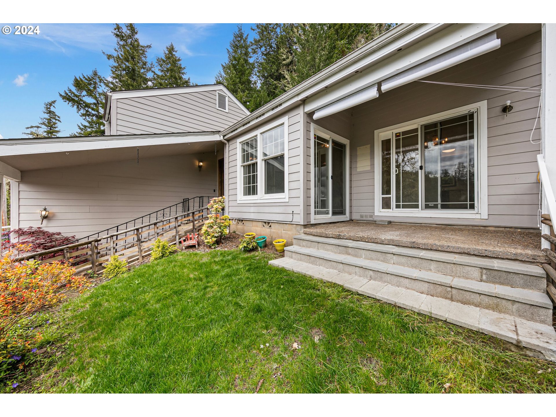 2480 Bennett Creek Road Cottage Grove, OR 97424 - Photo 10 of 39 Gallery Image 10