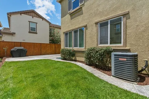 $899,000 | 48 Takko-Machi Lane, Gilroy, CA 95020