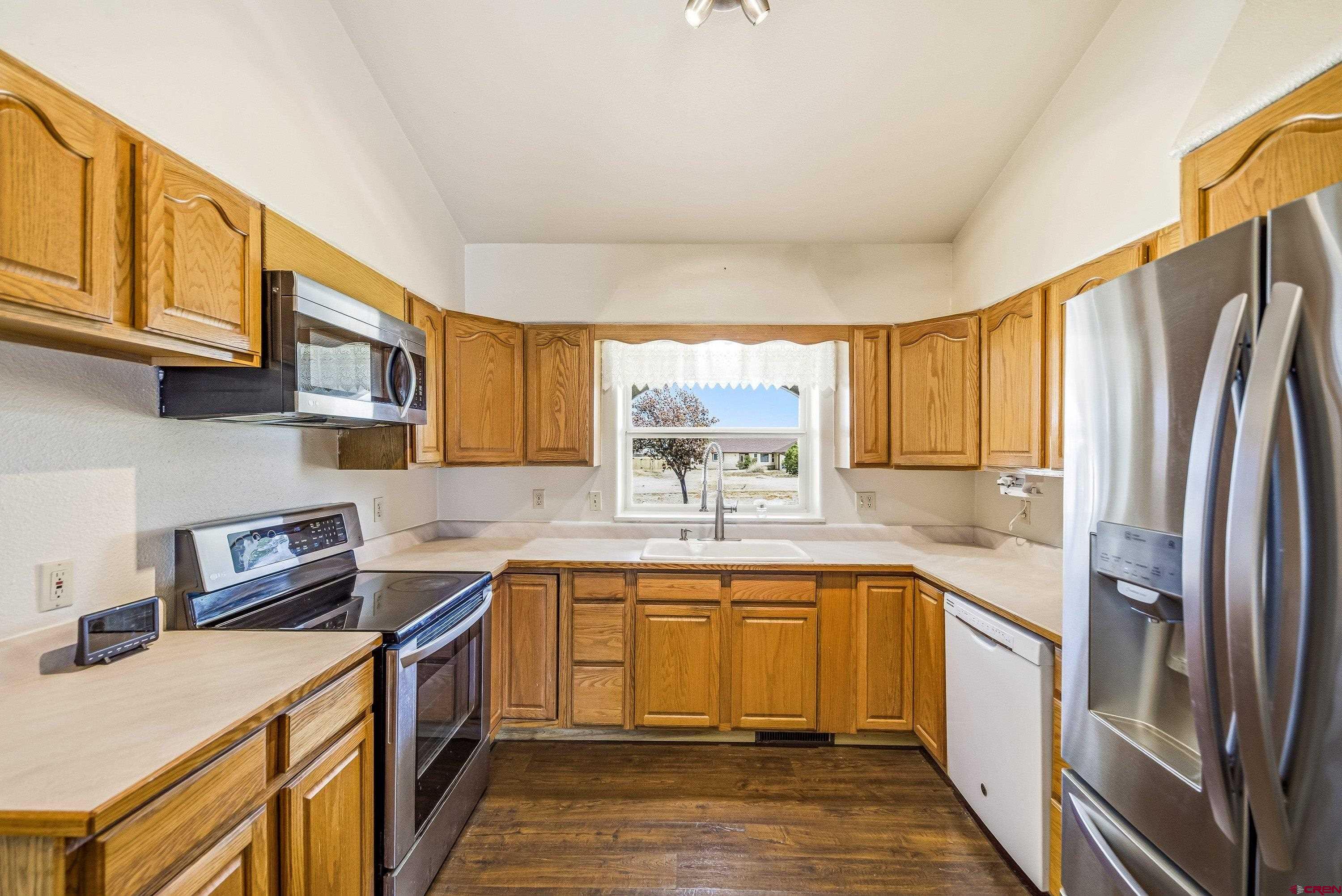 62905 Jeremy Road Montrose, CO 81401 - Photo 9 of 42 Gallery Image 9
