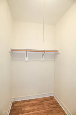 $1,000 | 6916 North Lakewood Avenue, Unit 407, Chicago, IL 60626