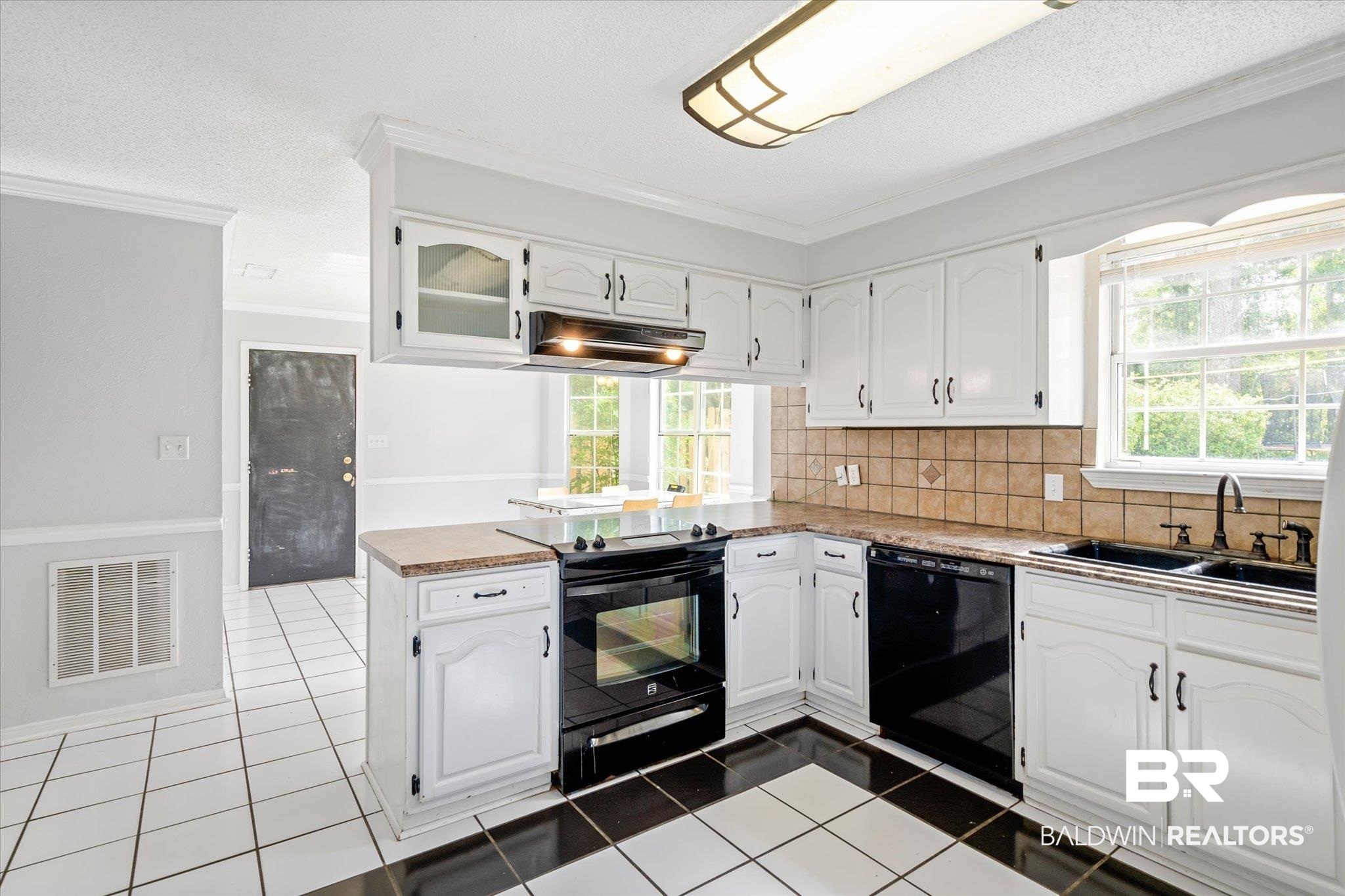 8800 Nichols Avenue Extension Fairhope, AL 36532 - Photo 8 of 31