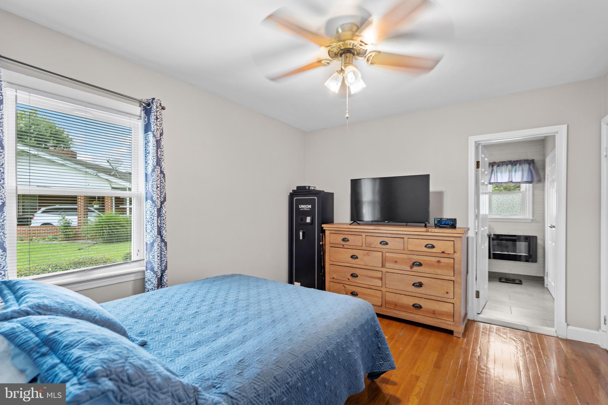 319 Beechcroft Road Winchester, VA 22601 - Photo 20 of 60 Primary Bedroom