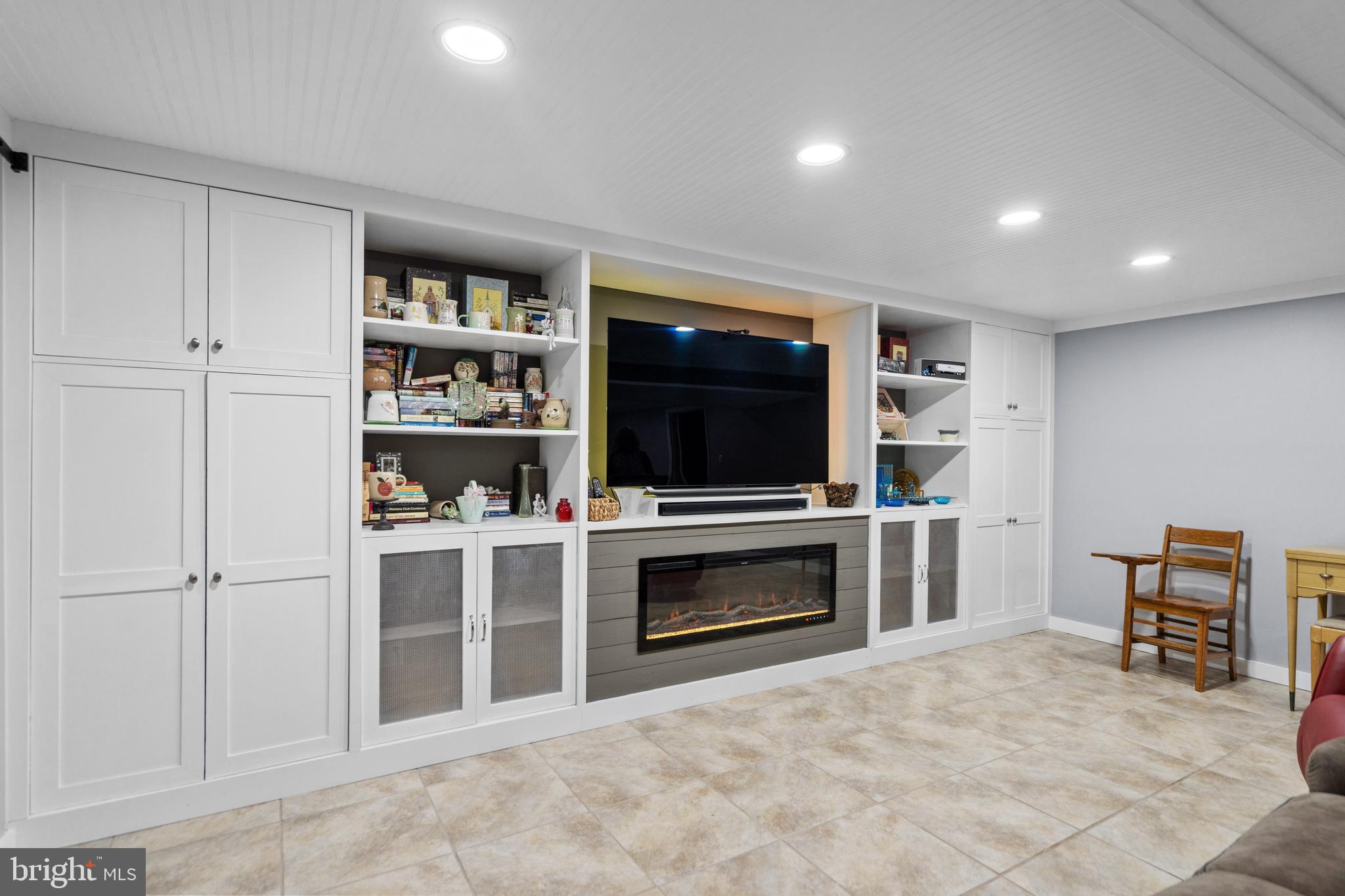 319 Beechcroft Road Winchester, VA 22601 - Photo 27 of 60 Basement with Built ins