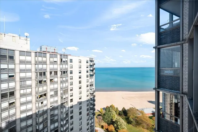 $148,800 | 5701 North Sheridan Road, Unit 29N, Chicago, IL 60660