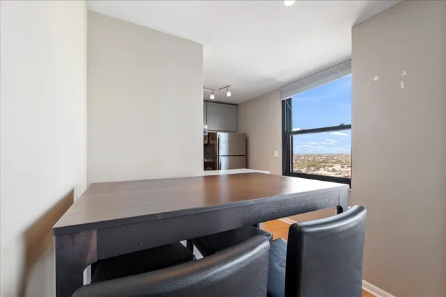 $148,800 | 5701 North Sheridan Road, Unit 29N, Chicago, IL 60660